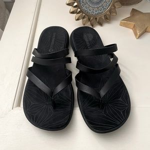 Merrill sandals